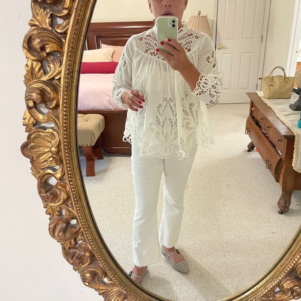 Chic White Lace Blouse